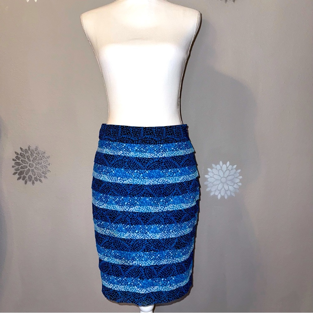 Whitehouse Blackmarket Blue Layer Flat Ruffles Striped Women's Pencil Skirt Chic